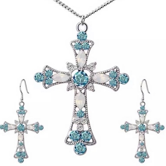 Cross Necklace Set - Picture 1 of 1